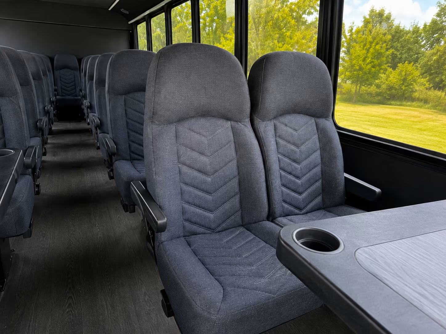 aquarium of the pacific minibus rentals from rancho palos verdes