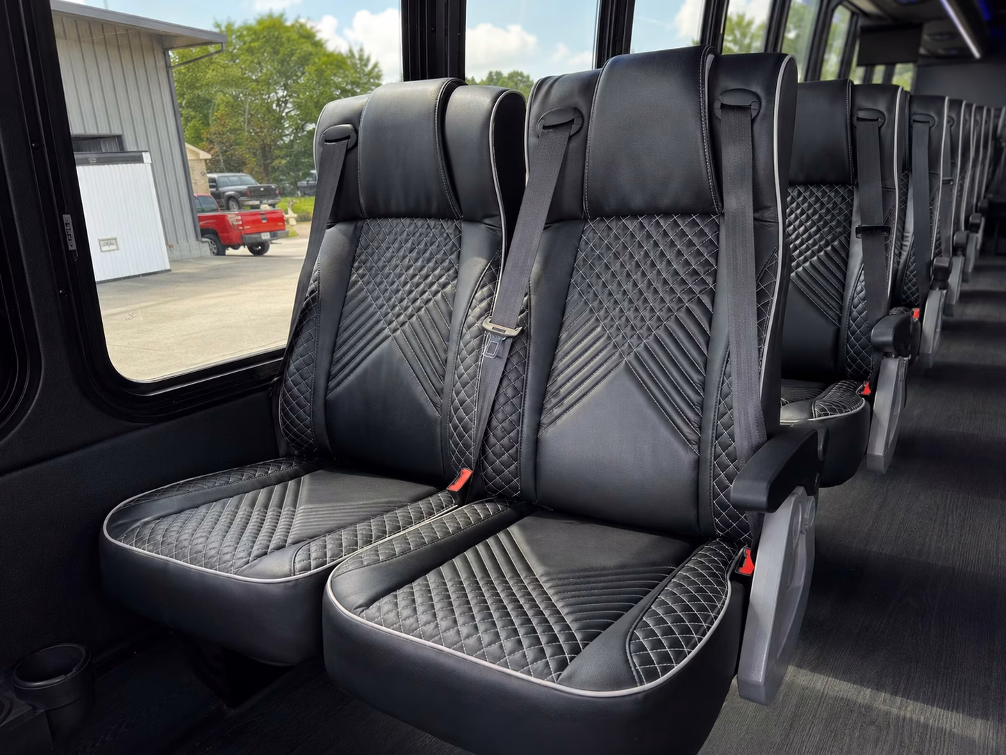 prom party bus rentals in rancho palos verdes